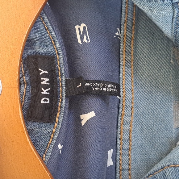 DKNY Girls Denim Jean Jacket Gold Sequin Heart Logo Y2k Stretch Comfy - Picture 3 of 11